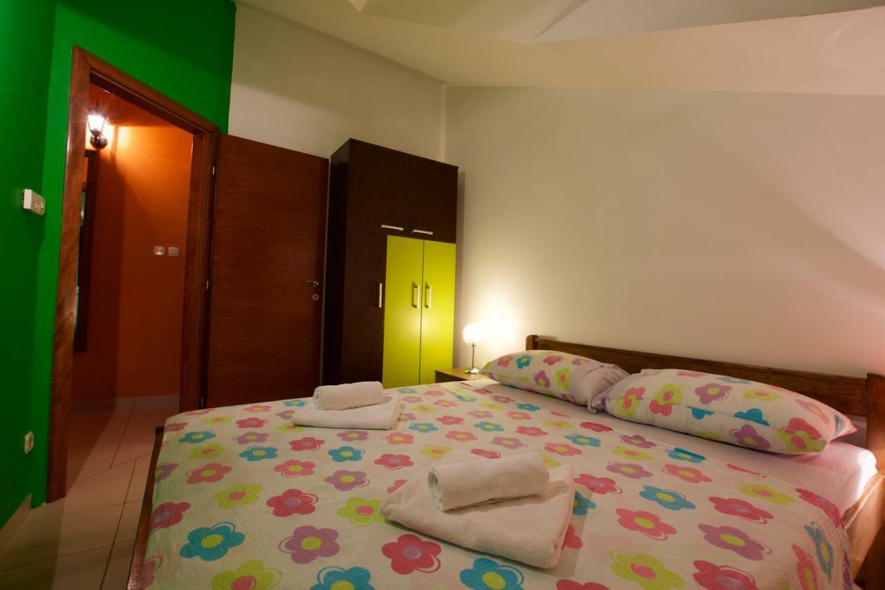 Pansion Hrga Hotell Vodice Eksteriør bilde