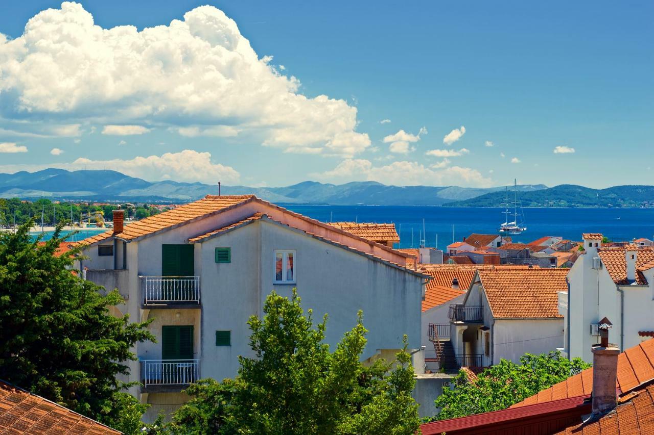 Pansion Hrga Hotell Vodice Eksteriør bilde