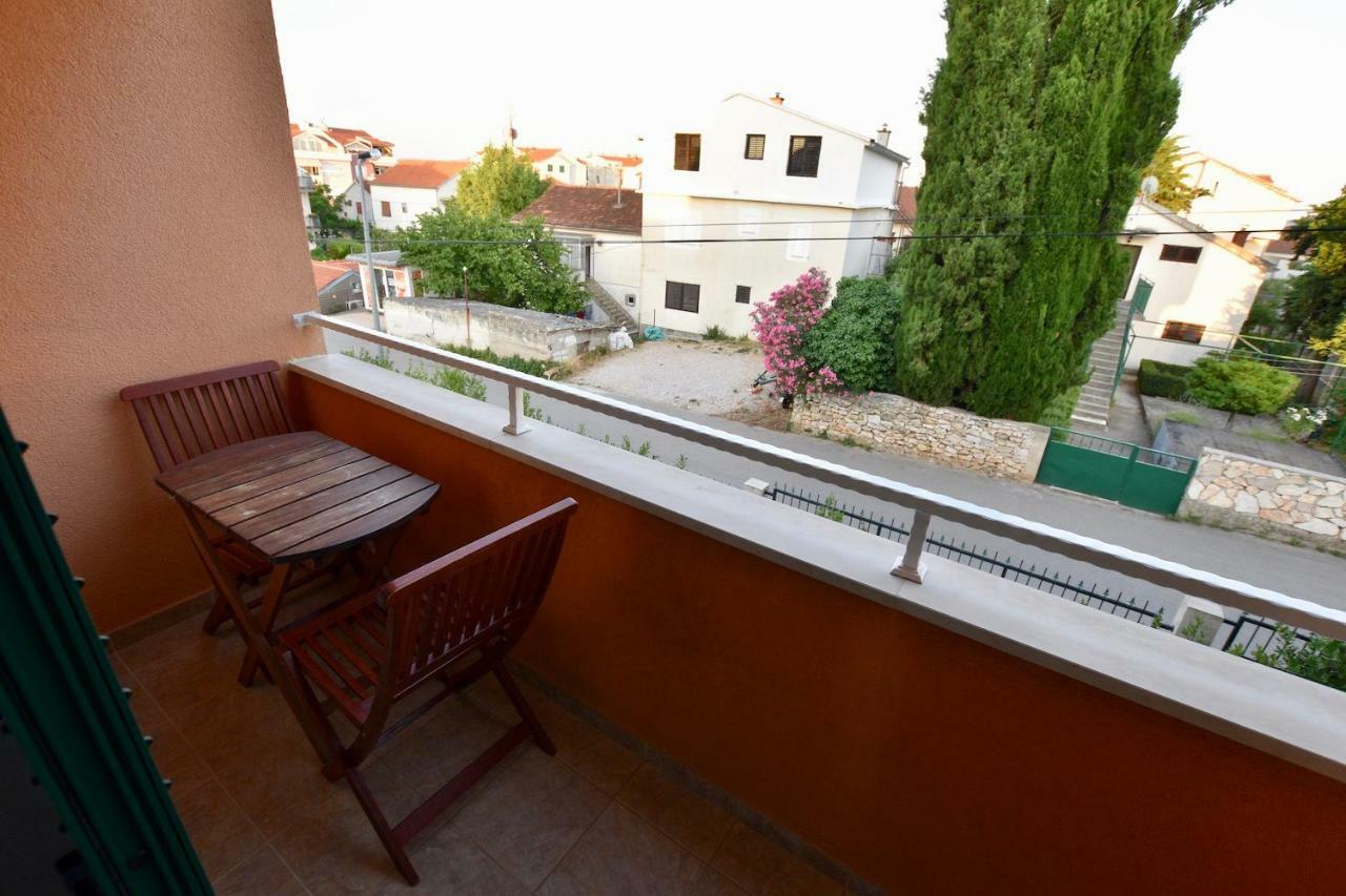 Pansion Hrga Hotell Vodice Eksteriør bilde